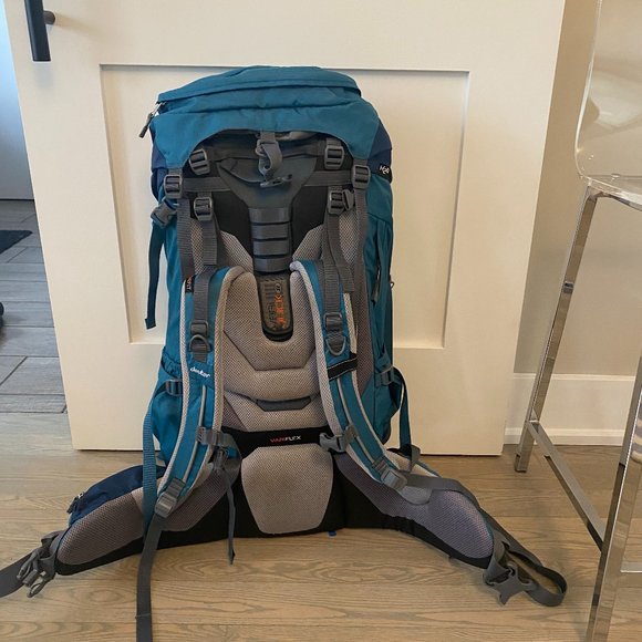 Deuter Aircontact Woman 60+10SL Trekking Backpack - Picture 2 of 7